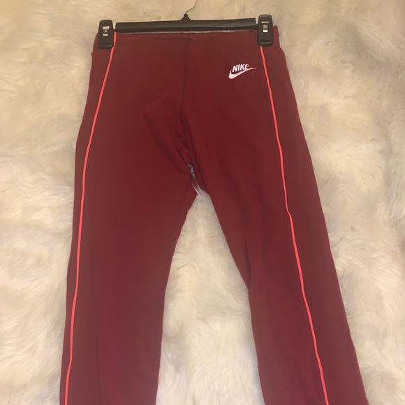 Nike Pants - Nike women’s size small leggings crimson red